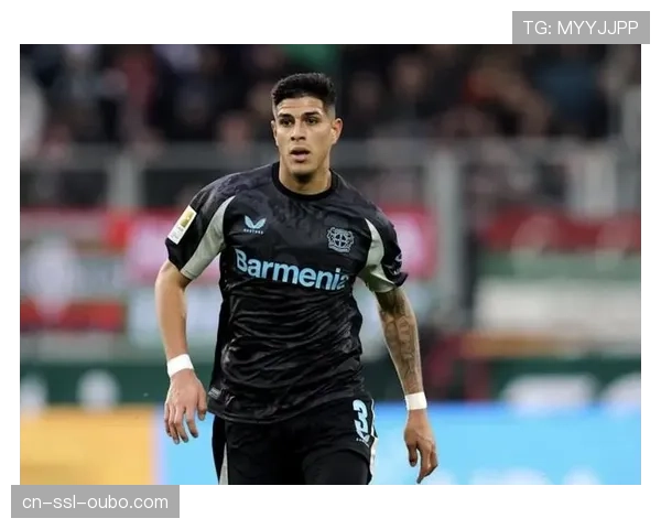 勒沃库森三中卫体系 因卡皮耶左侧防守展现稳定性